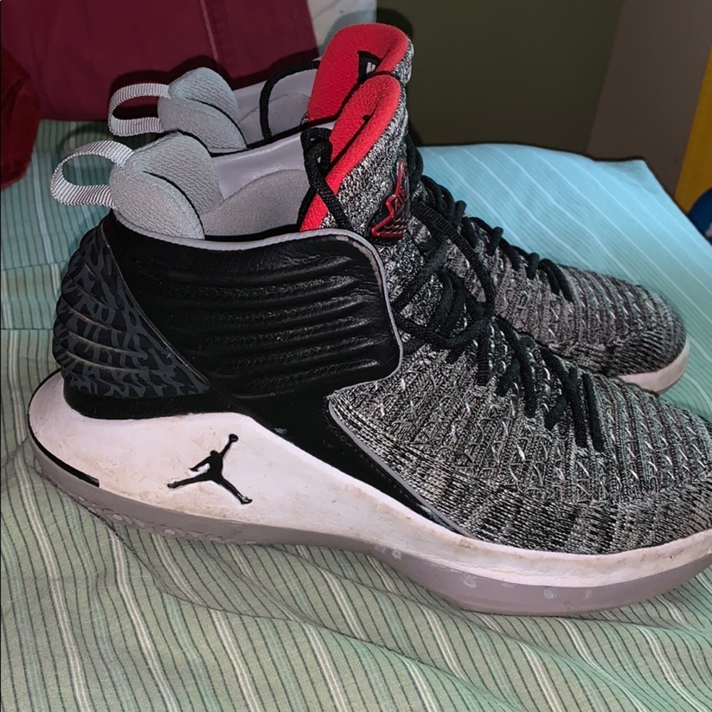 Youth jordans